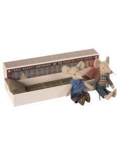 Maileg Grandma and Grandpa... 2