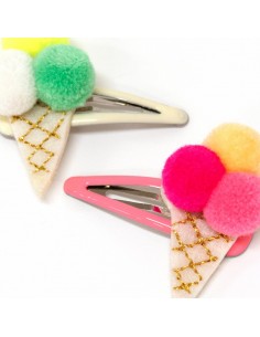 Epingles a cheveux pom pom... 2