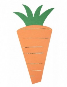 Serviettes découpées en forme de carottes avec dorure