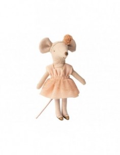 Souris grande sœur danseuse...