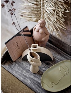 BLOOMINGVILLE Ngan Tray,... 2